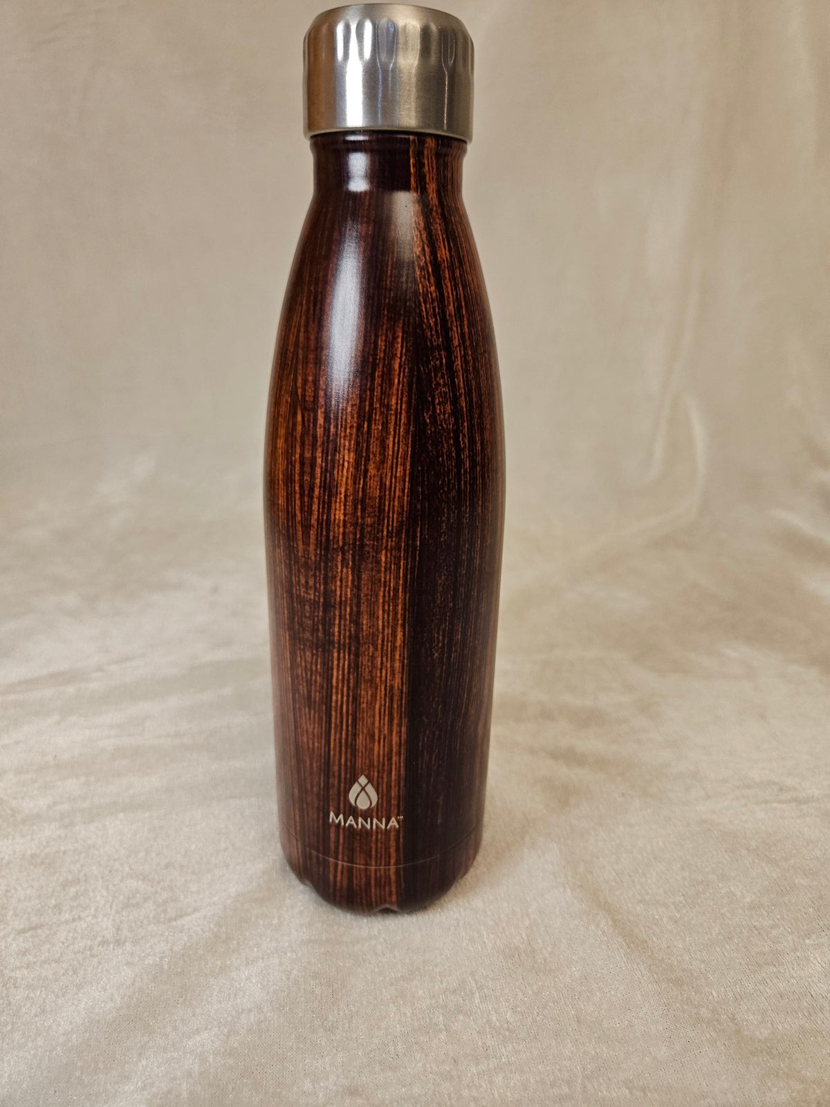 Wood-grain water bottle, back